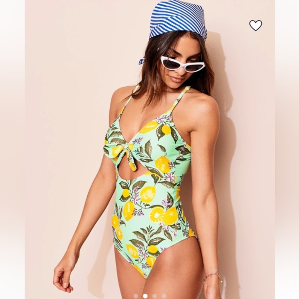 Adore me Portia Contour one piece swimsuit
